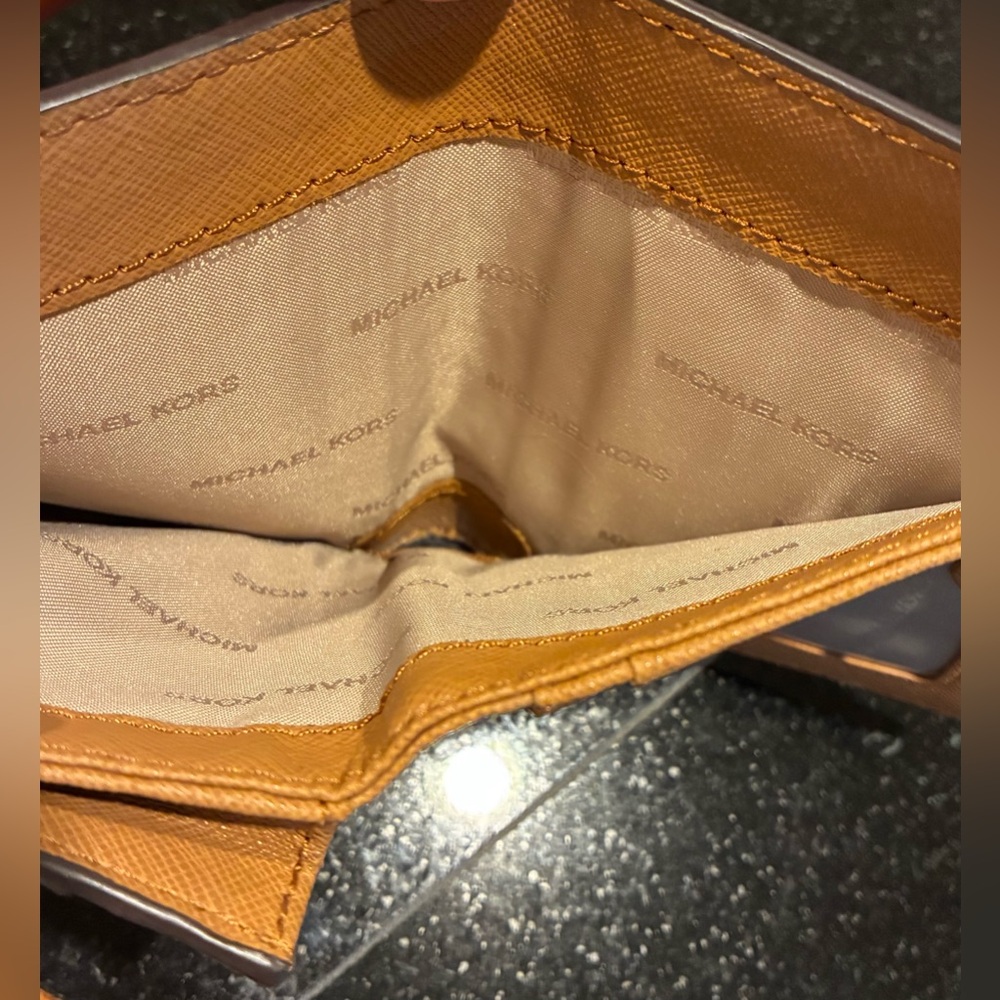 Michael Kors Wallet Saffiano Leather Jet Set Travel Flap Card Holder Caramel - Picture 8 of 13